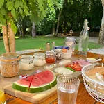 Domaine La Rose Frühstückspension Caylus